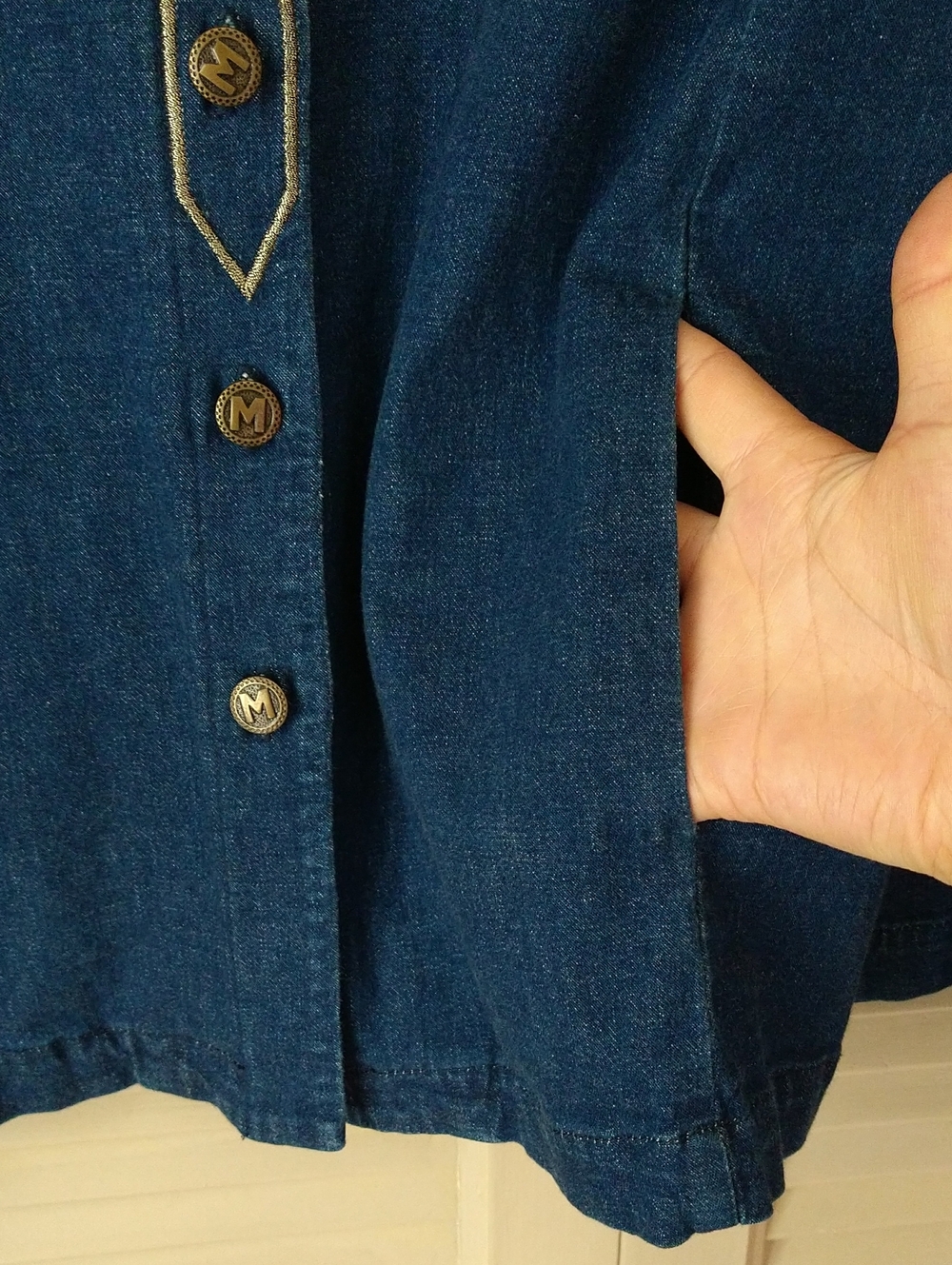 Bob Mackie 🔥 Blue Denim Jacket with Gold Embroidery @SizeL - Picture 6 of 9